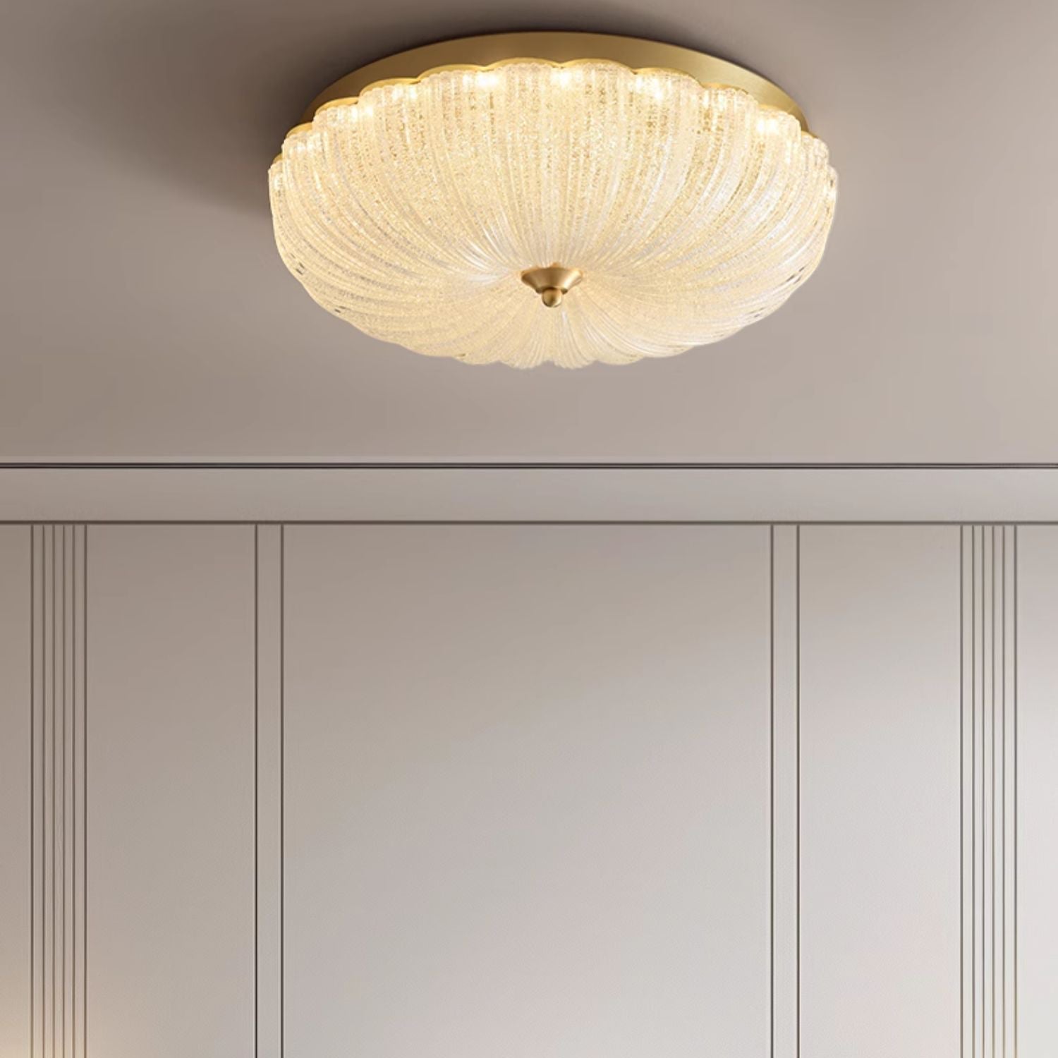 Antizer Vintage Textured Glass Scalloped Ceiling Light