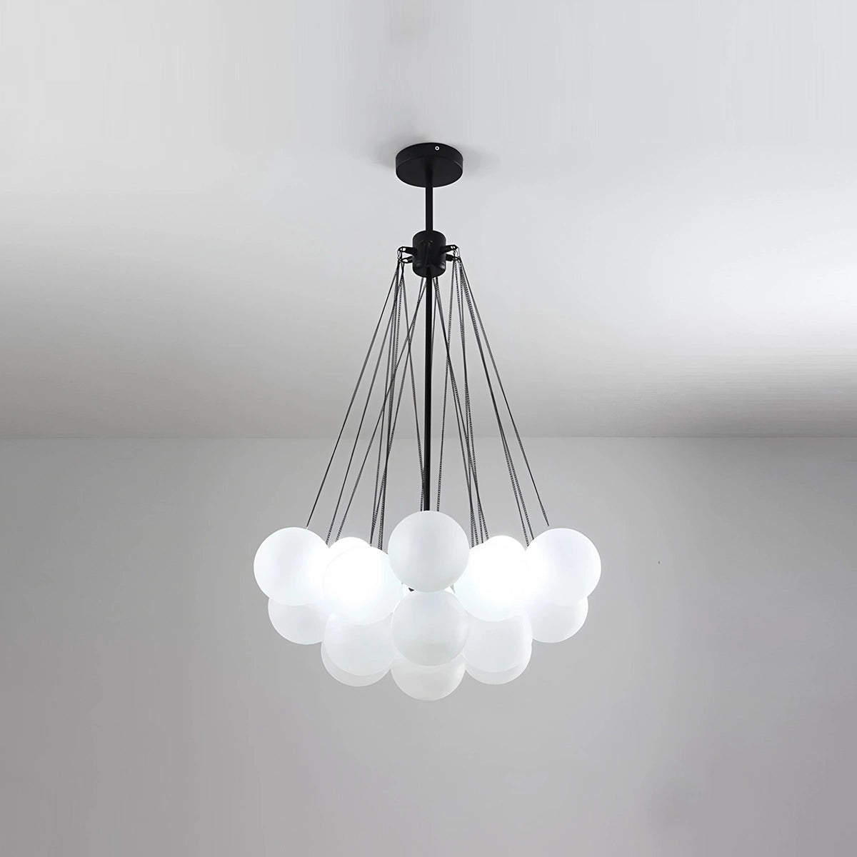 Antizer Modern Bubble Glass Chandelier for Living Room Black+White 25 heads