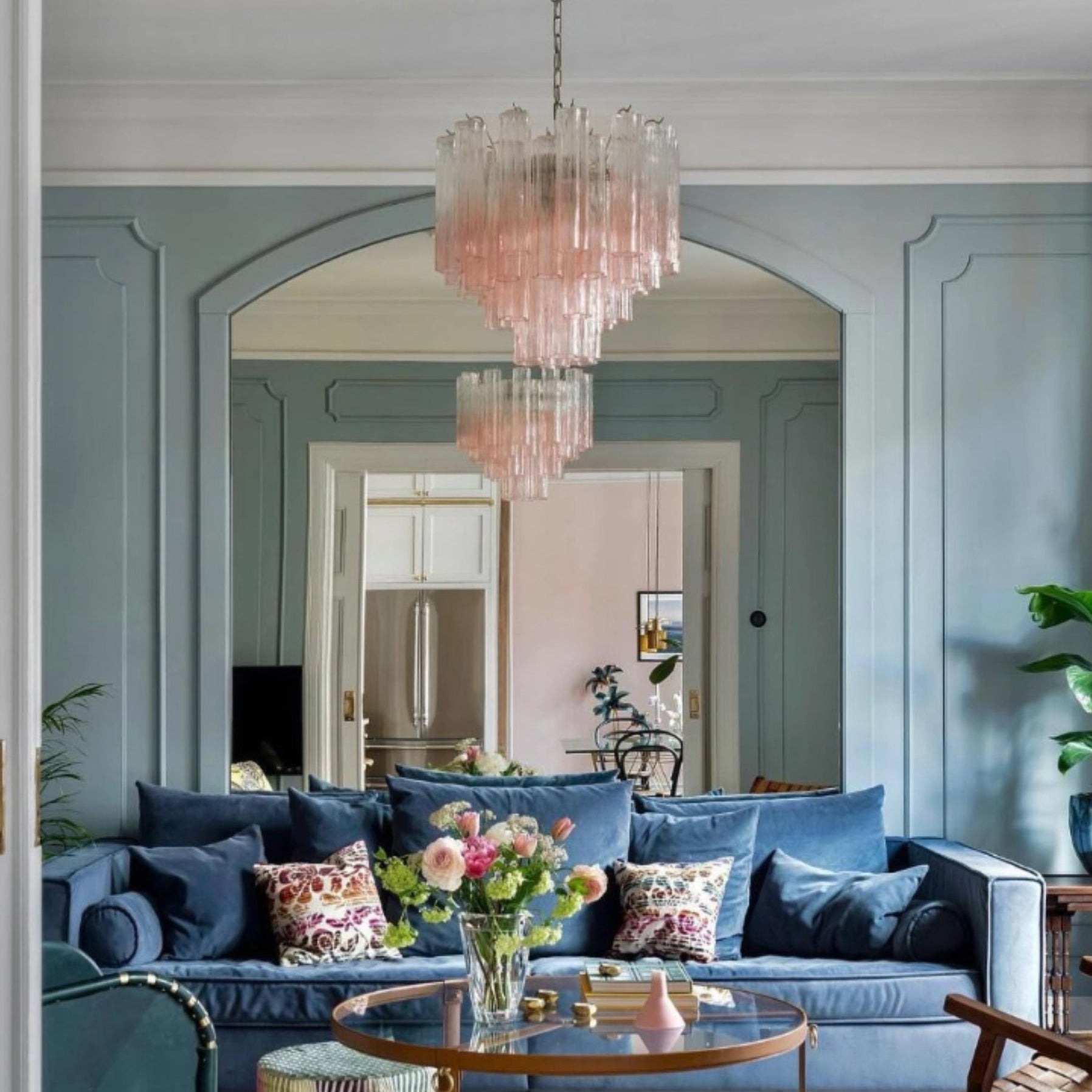Antizer Luxury Pink Glass Tiered Chandelier