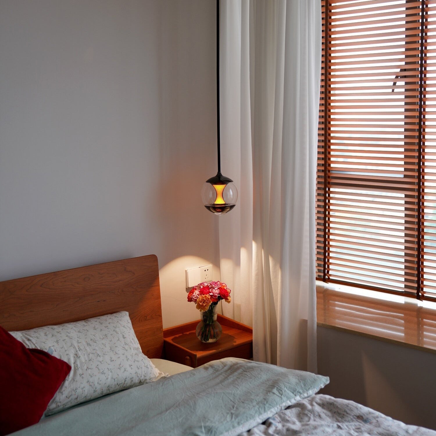 Antizer Modern Glass Globe Afterglow Pendant Light