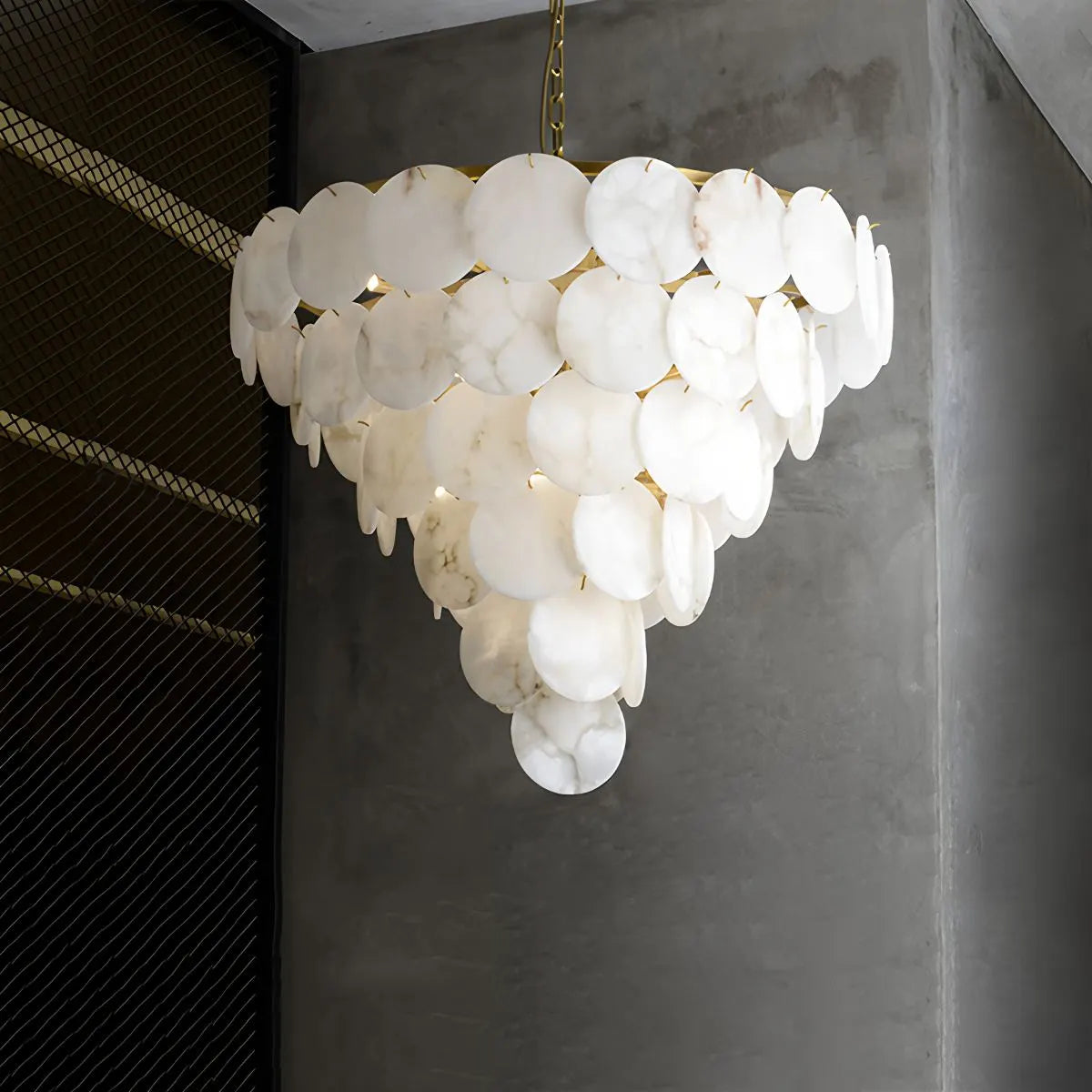 Antizer Modern Round Shell Spanish Alabaster Chandelier