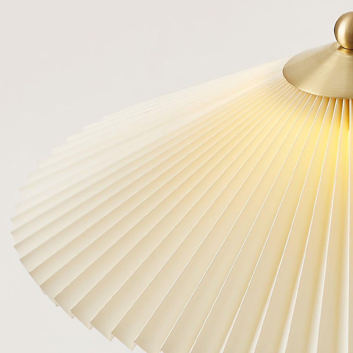 Antizer Perla Pleated Table Lamp for Bedroom