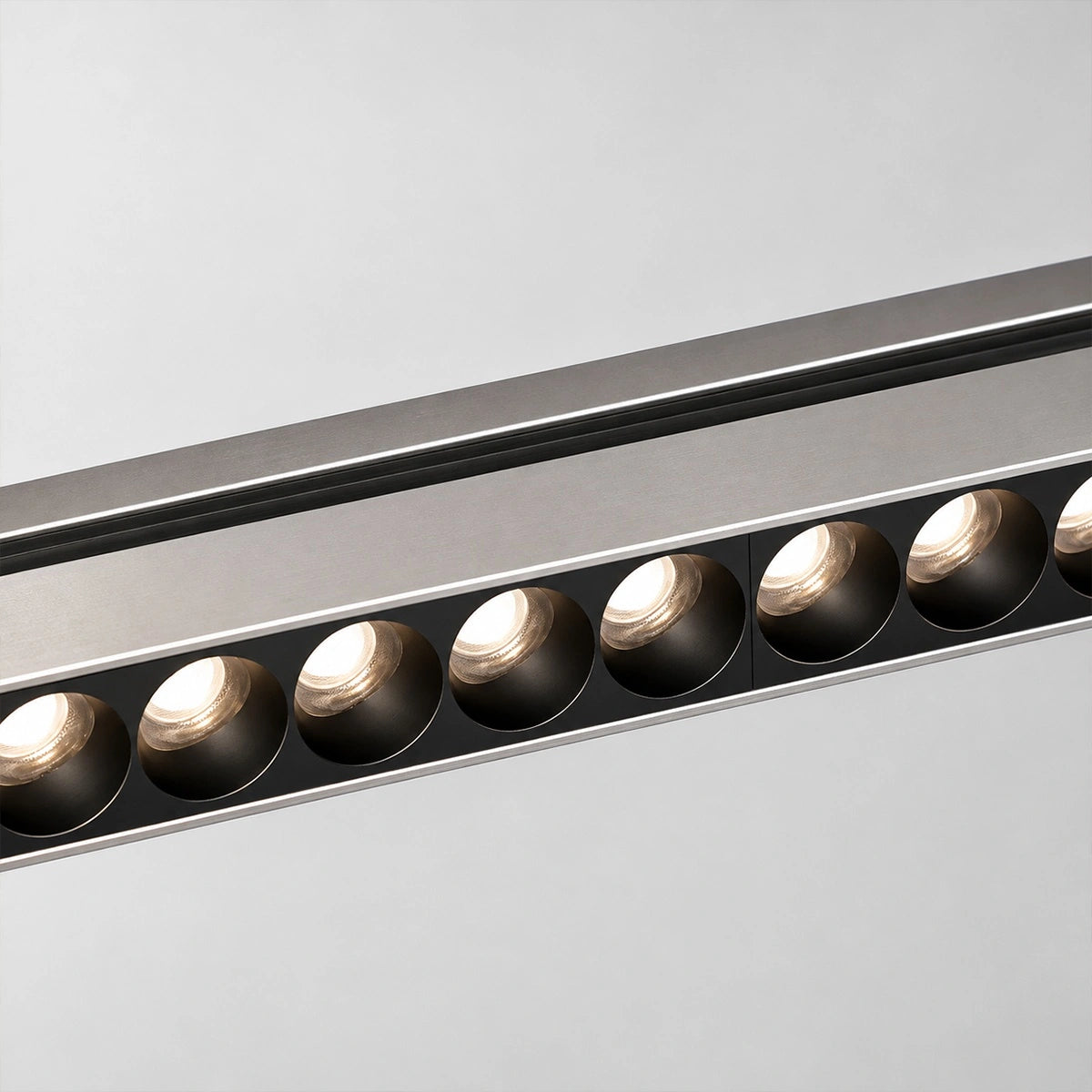 Antizer Bauhaus Nickel Plated Track Light