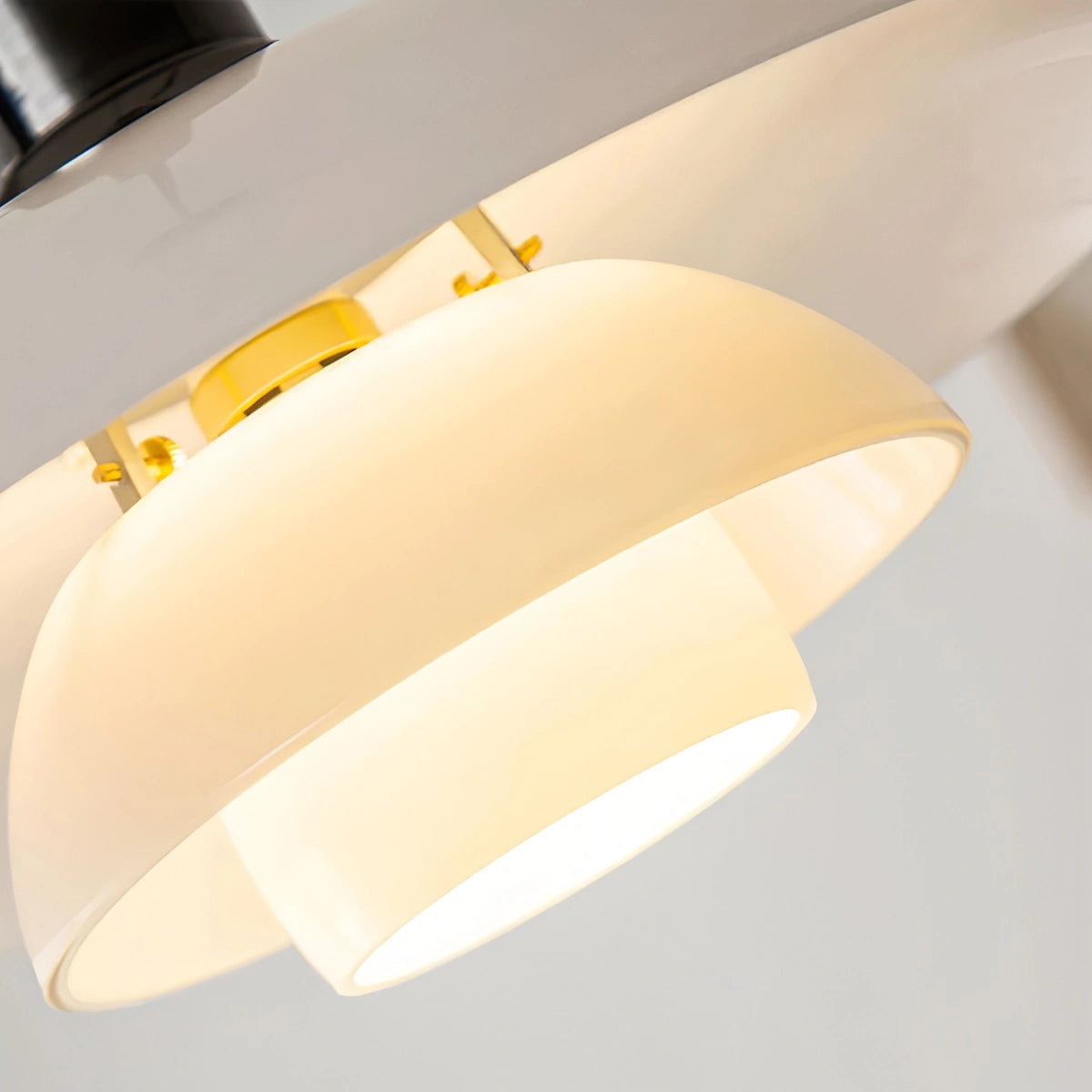 glass pendant light detail