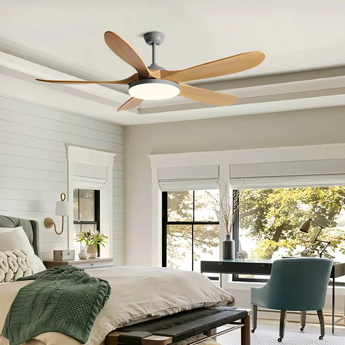Antizer 5-leaf Wood Ceiling Fan Light