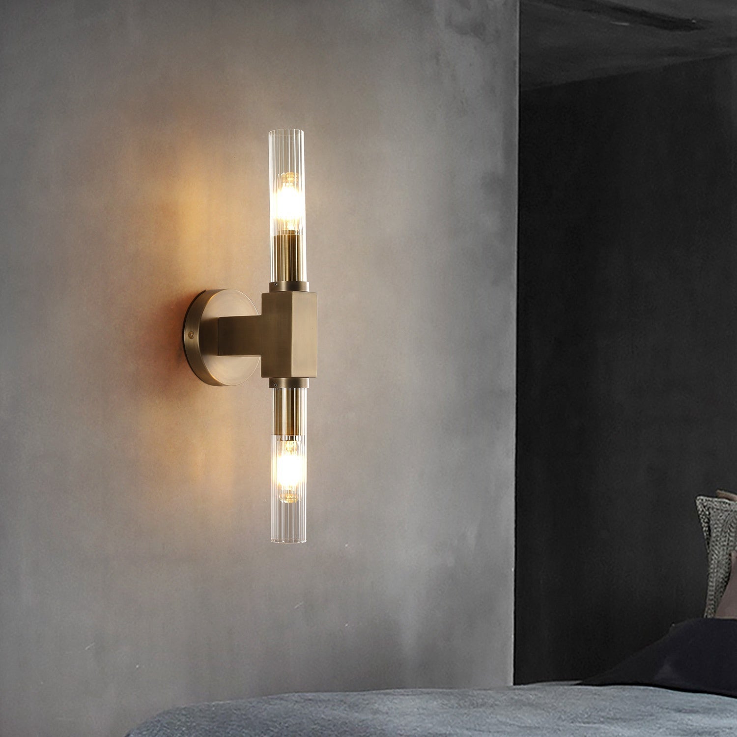 Antizer Candlestick Linear Sconce