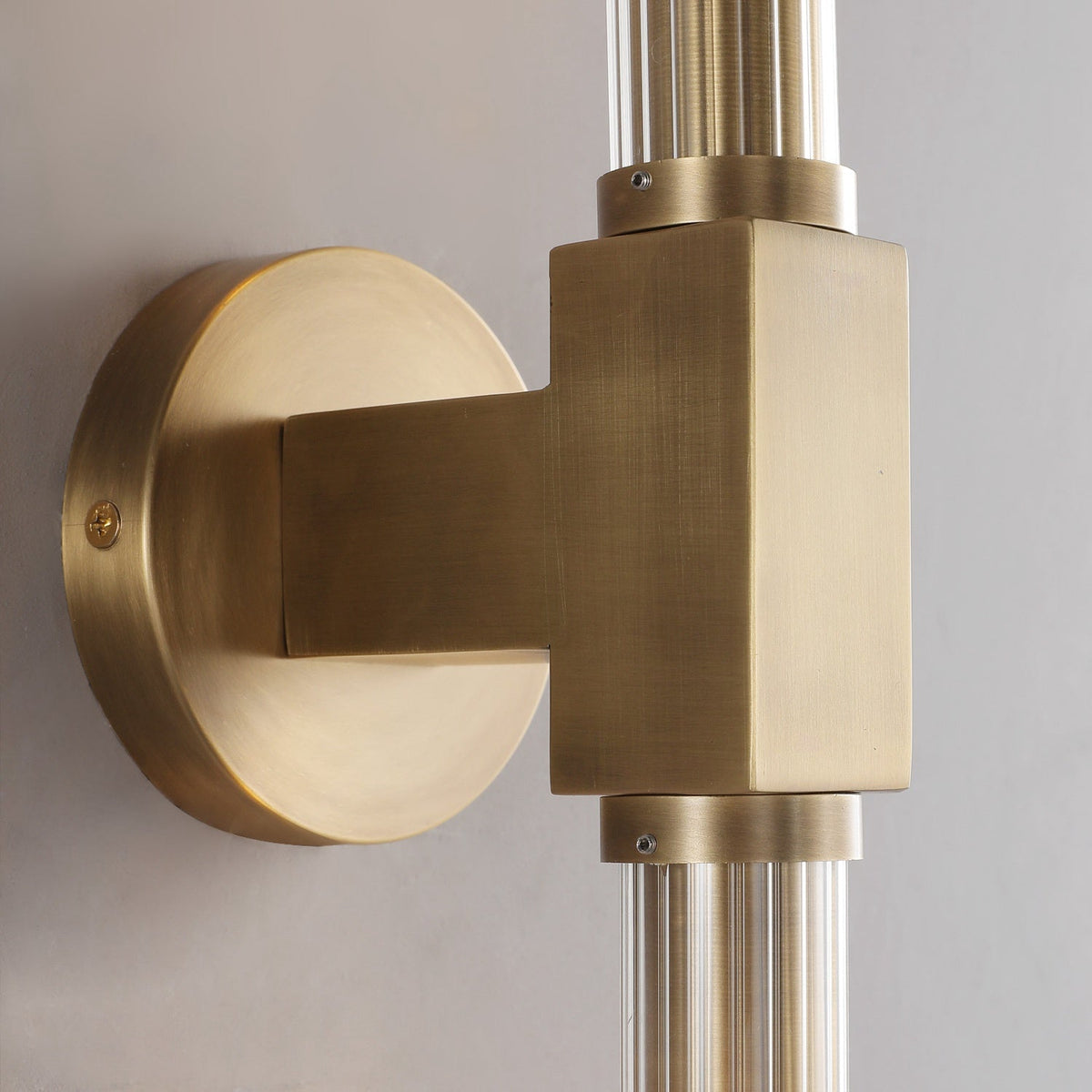 Antizer Candlestick Linear Sconce