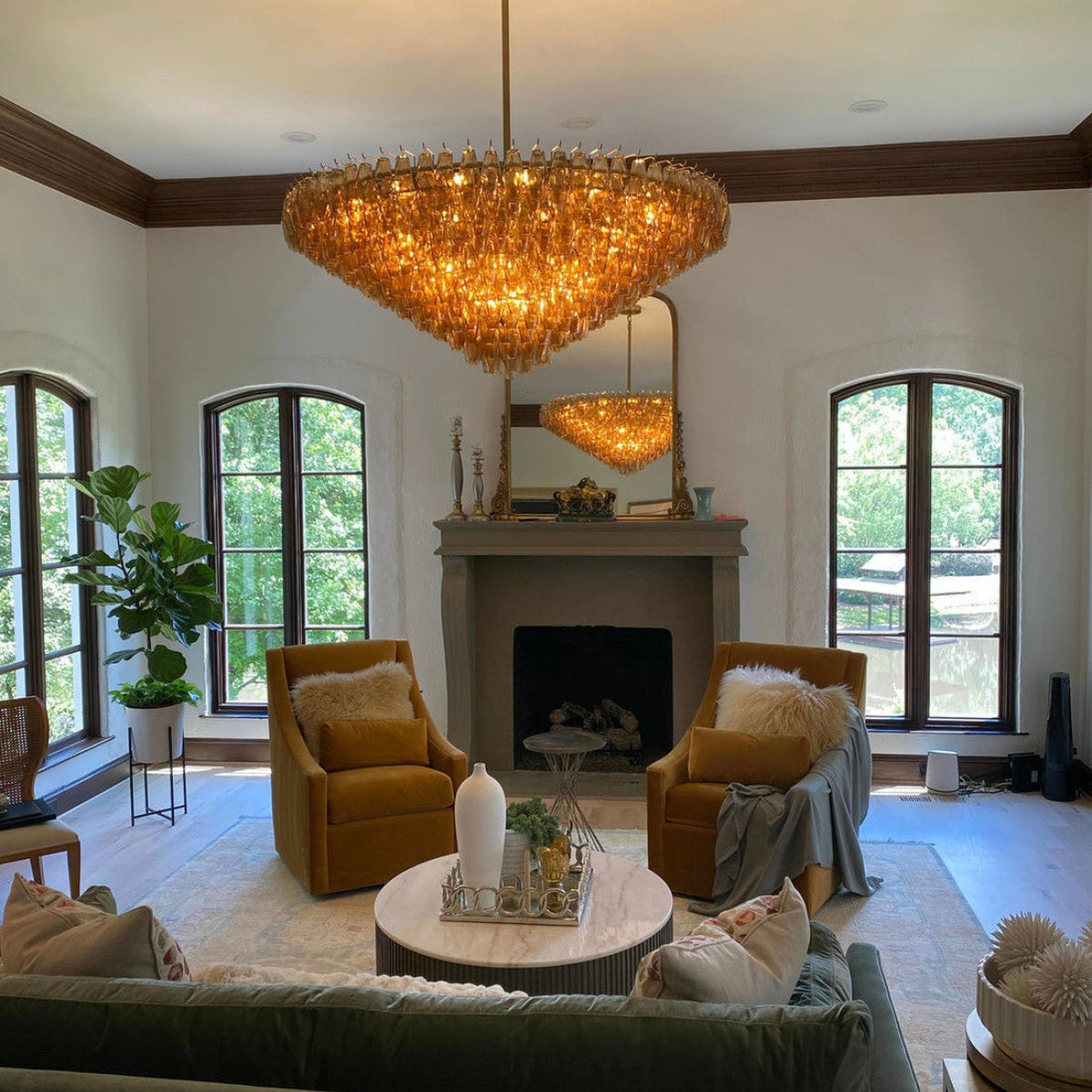Antizer Chiara Glass Tiered Round Chandelier