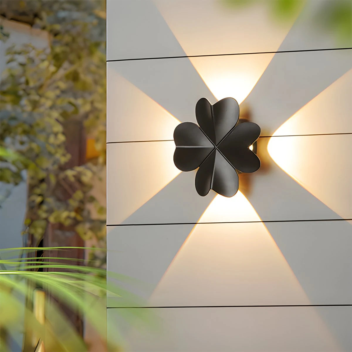 Antizer Creative Four Leaf Clover Aluminum Outdoor Wall Sconce Four Leaf Clover Warm Light