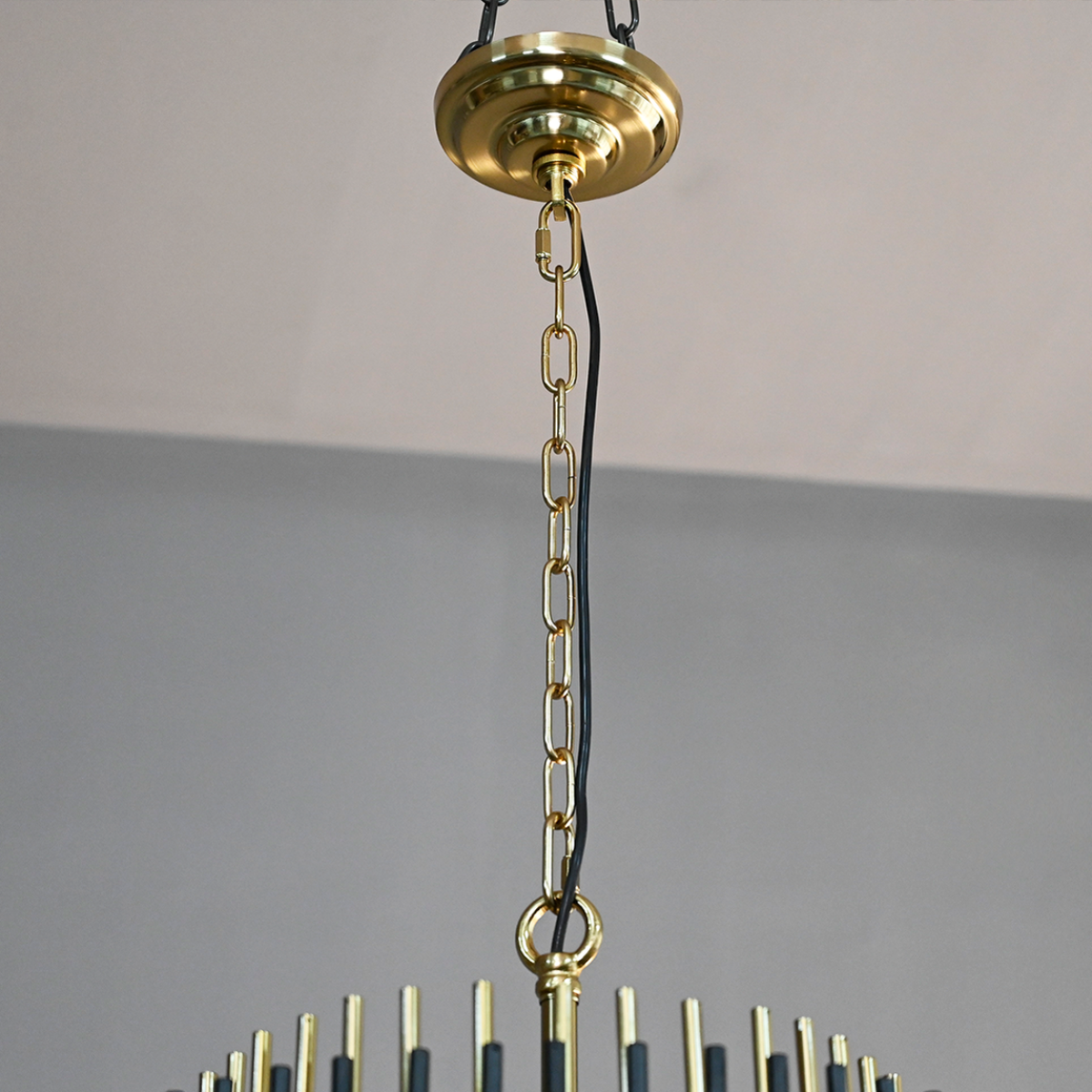 Antizer Emily Industrial Wind Round Chandelier