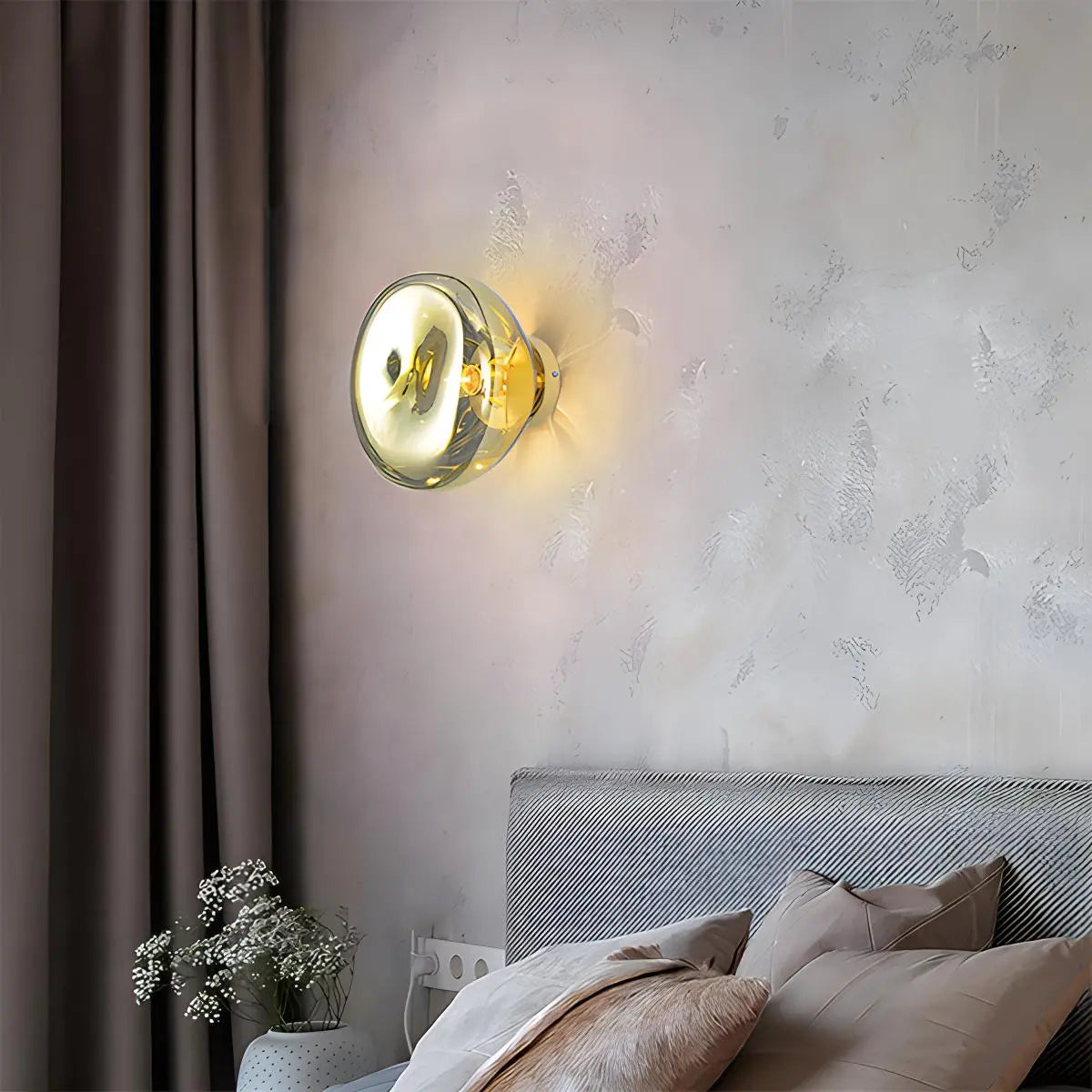 wall mounted lava lamp light