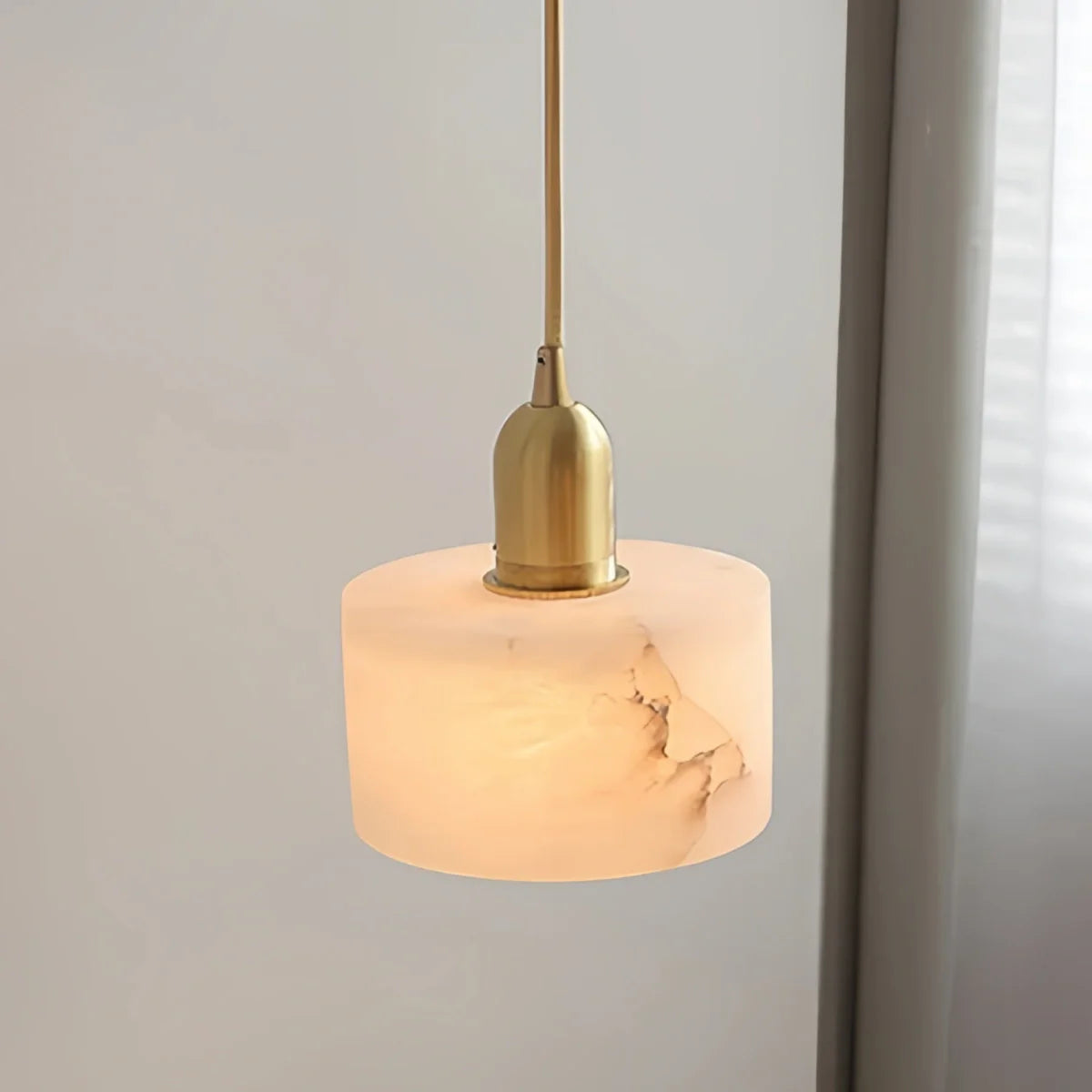 Antizer Modern Brass Alabaster Pendant Light