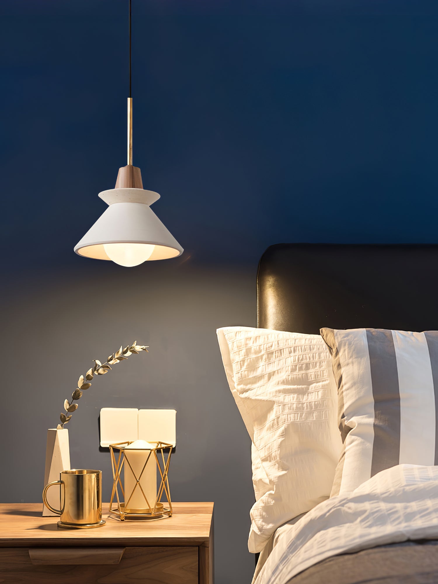 Modern Scandinavian Resin Wood Pendant Lamp, Nordic Style Ceiling Light Fixture
