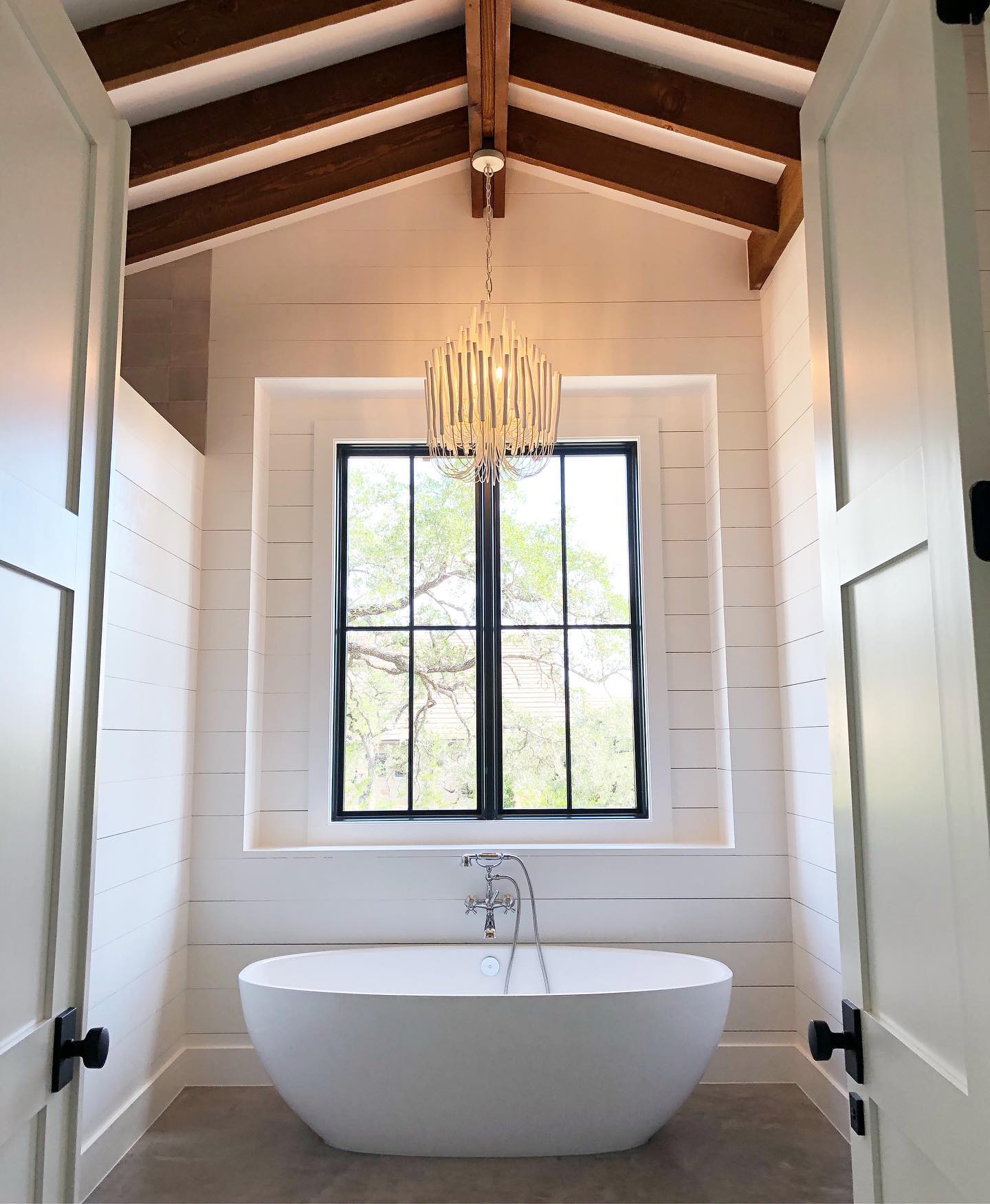 Modern Organic Twiggy Chandelier - Elegant Metal Branch Design Statement Lighting