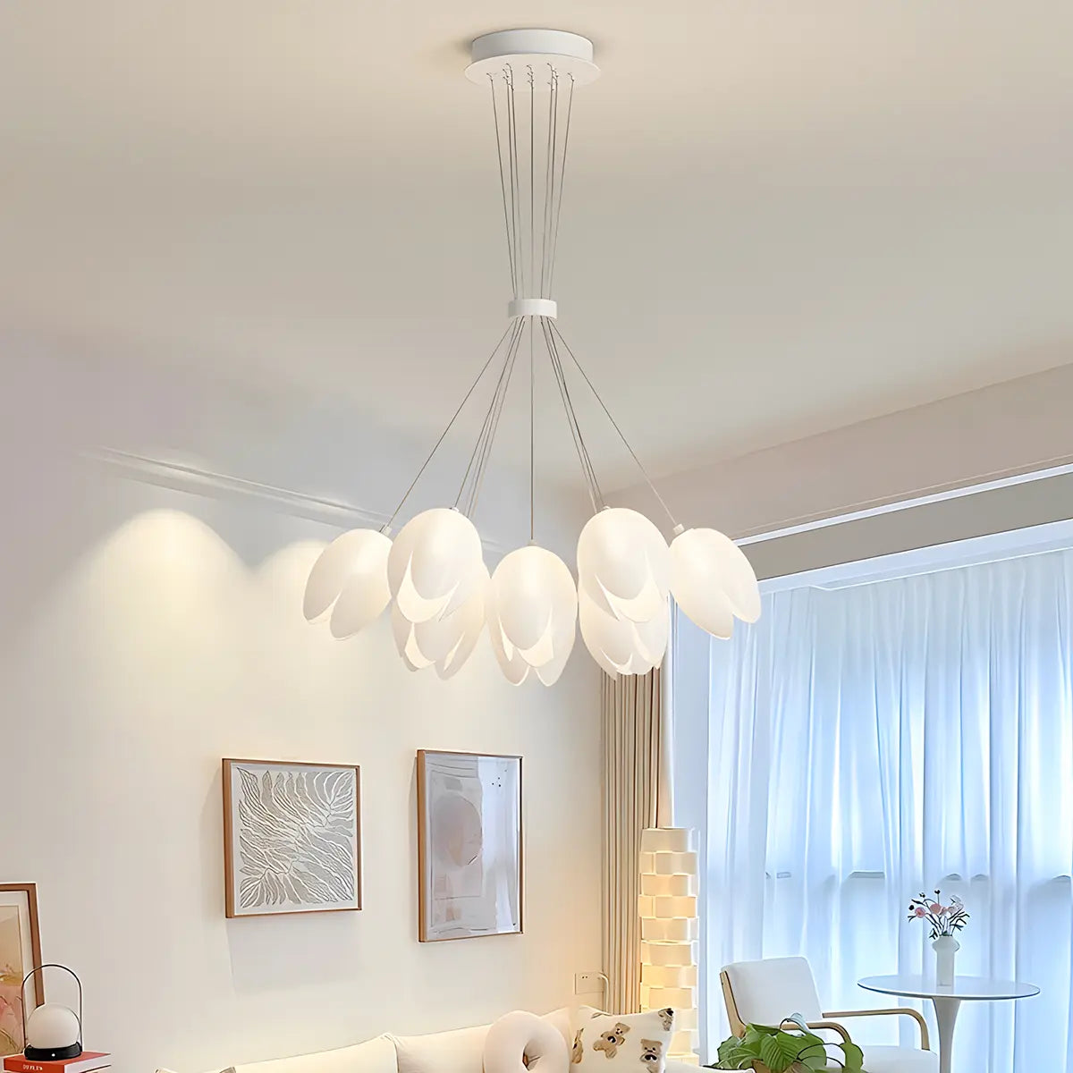 Antizer French Tulip Flower & Ball Chandelier