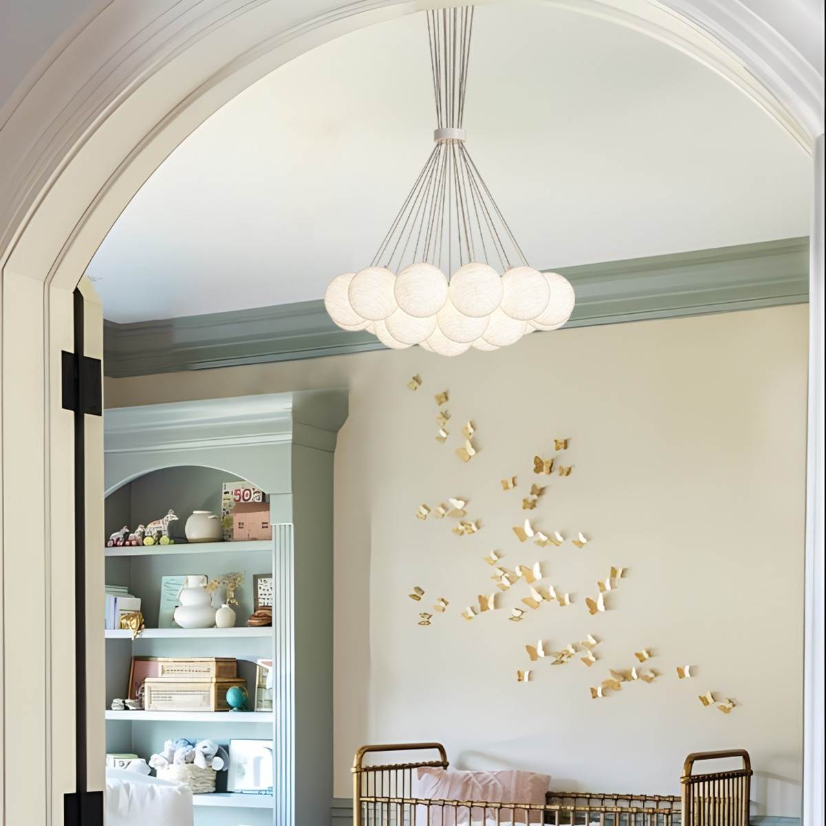 Antizer French Tulip Flower & Ball Chandelier