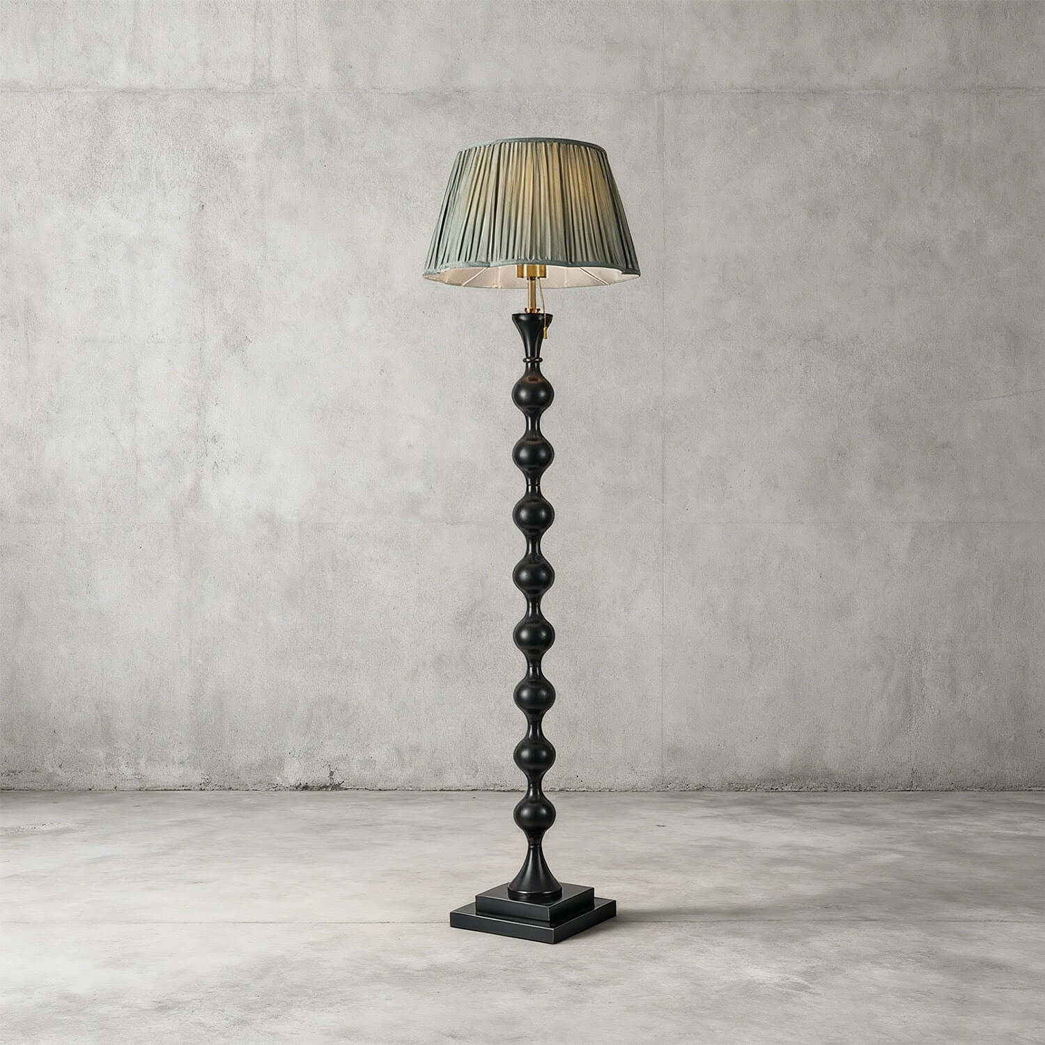 Benvor Floor Lamp – Retro Traditional Fabric Floor Lamp