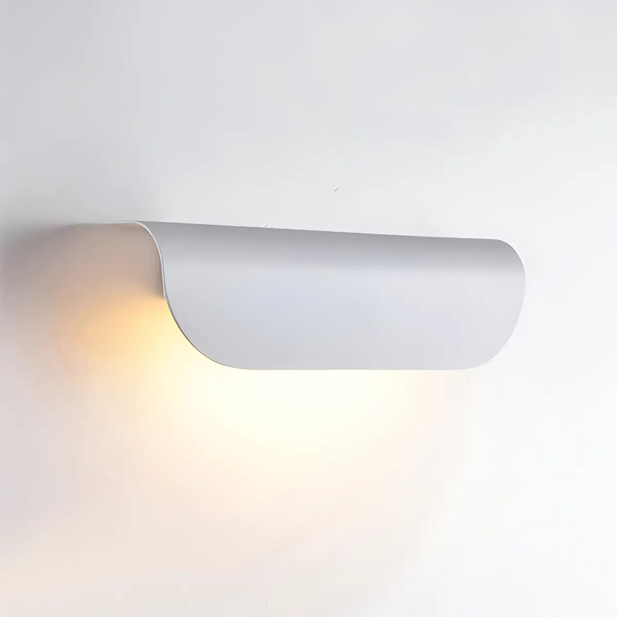 Antizer Curled Leaf Outdoor Wall Light White